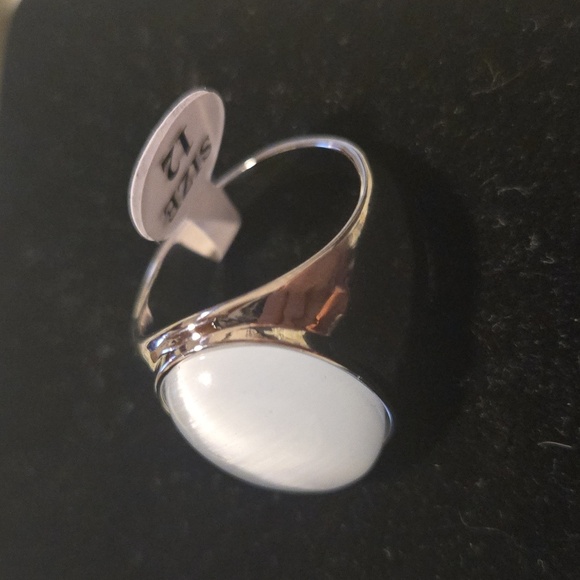 New Men's Stainless Steel Ring With Cloud White Stone - Picture 5 of 6